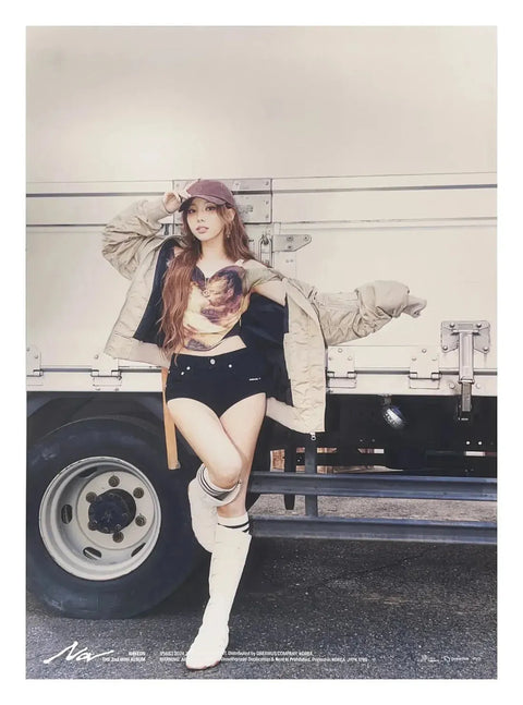 NAYEON 2ND ALBUM - NA POSTER - Pig Rabbit Shop Kpop store Spain