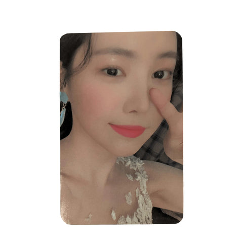 OFFICIAL PHOTOCARD Apink Mini Album Vol.8 - PERCENT (RED VER.) - Pig Rabbit Shop Kpop store Spain