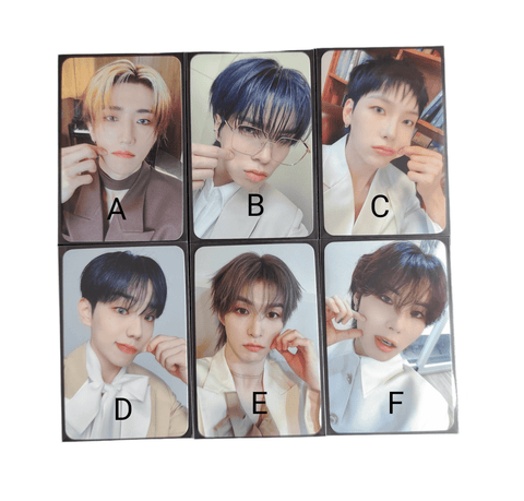 OFFICIAL PHOTOCARD E'LAST - 4th Mini Album Identification [POB APPLE MUSIC] - Pig Rabbit Shop Kpop store Spain