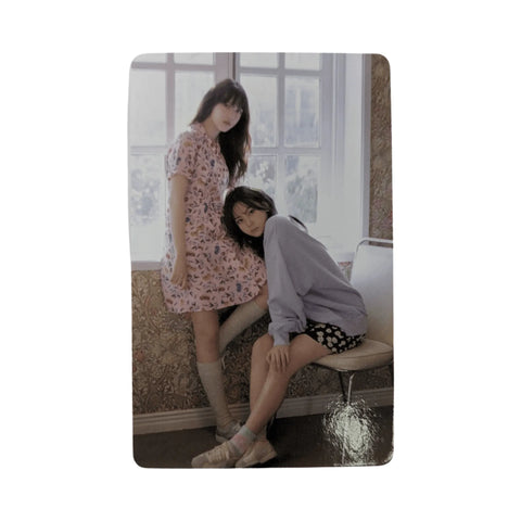 OFFICIAL PHOTOCARD GFRIEND Album LABYRINTH ( PURPLE VER.) - Pig Rabbit Shop Kpop store Spain