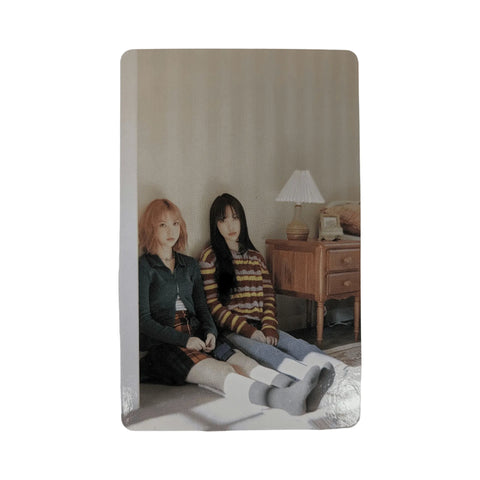 OFFICIAL PHOTOCARD GFRIEND Album LABYRINTH ( PURPLE VER.) - Pig Rabbit Shop Kpop store Spain