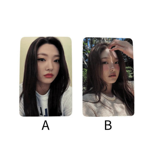 OFFICIAL PHOTOCARD Weeekly 5th Mini Album - ColoRise - Pig Rabbit Shop Kpop store Spain