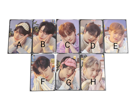 OFFICIAL PHOTOCARD ZEROBASEONE 2024 Season's Greetings Good Night [POB APPLEMUSIC] - Pig Rabbit Shop Kpop store Spain