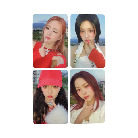 [OFFICIAL PHOTOCARD] ITZY - The Mini Album GIRLS WILL BE GIRLS (Photobook Ver.)
