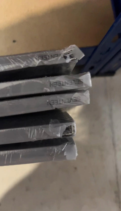 [TARA]Álbum Seventeen attacca - Pig Rabbit Shop Kpop store Spain