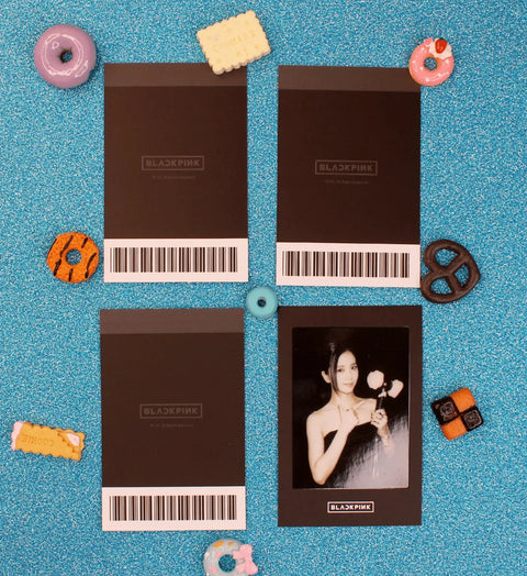 BLACKPINK – OFFICIAL LIGHT STICK VER.2 RENEWAL EDITION Preorder Polaroid [ black ] - Pig Rabbit Shop Kpop store Spain