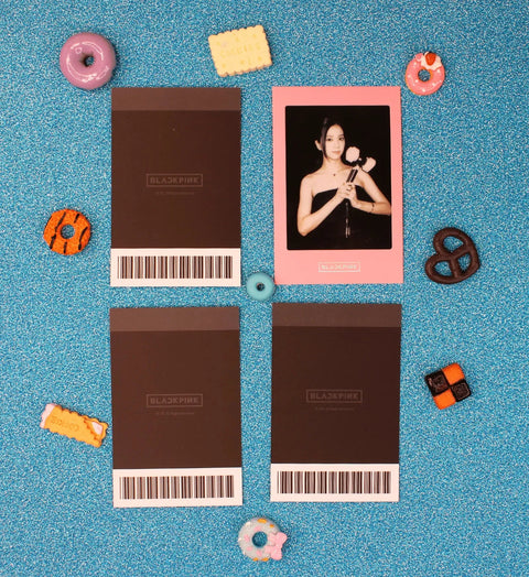 BLACKPINK – OFFICIAL LIGHT STICK VER.2 RENEWAL EDITION Preorder Polaroid [ pink ] - Pig Rabbit Shop Kpop store Spain