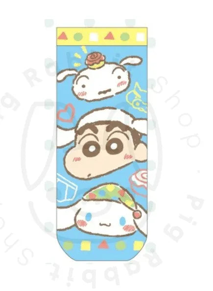Calcetines CRAYON SHIN CHAN X SANRIO nevado & cinnamoroll SIZE 22-24cm - Pig Rabbit Shop Kpop store Spain