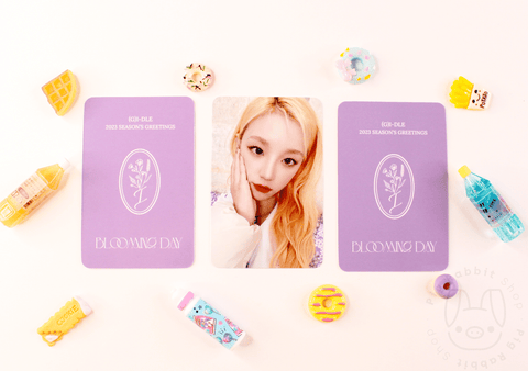 (G)I-DLE – 2023 Season’s Greetings [BLOOMING DAY] Preorder photocard - Pig Rabbit Shop Kpop store Spain