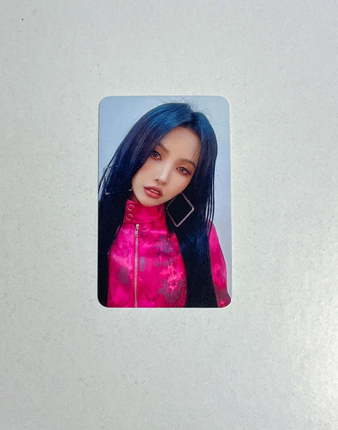 (G)I-DLE Album Vol. 1 - I NEVER DIE Preorder photocard v1 - Pig Rabbit Shop Kpop store Spain