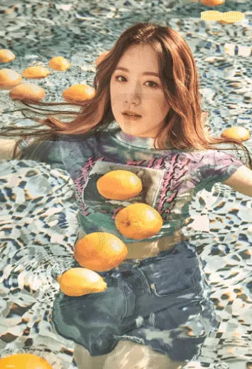 (G)I-DLE - Dumdi dumdi [ Shuhua ] poster - Pig Rabbit Shop Kpop store Spain