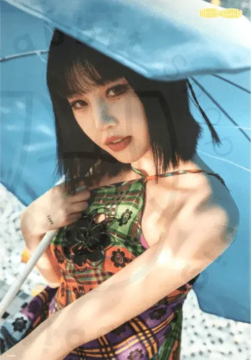 (G)I-DLE - Dumdi dumdi [ Soojin ] poster - Pig Rabbit Shop Kpop store Spain