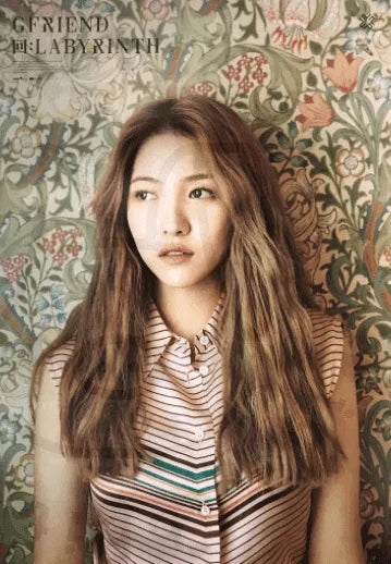 Gfriend - 回 : Labyrinth [ Sowon ] poster - Pig Rabbit Shop Kpop store Spain