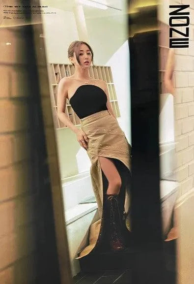 JIHYO THE 1ST MINI ALBUM [ ZONE ] (Y VER.) POSTER - Pig Rabbit Shop Kpop store Spain