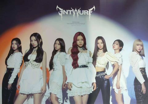 NMIXX - ENTWURF (Light Ver.) [ b ] poster - Pig Rabbit Shop Kpop store Spain