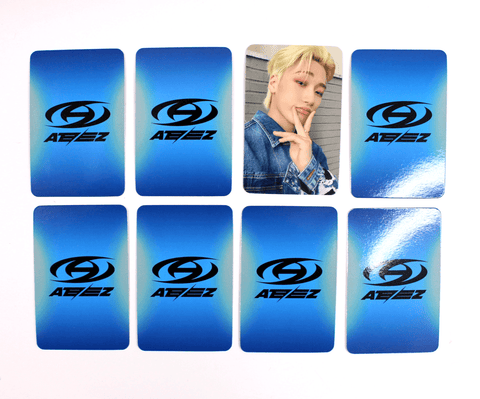 OFFICIAL PHOTOCARD ATEEZ – THE WORLD EP.1 : MOVEMENT [POB APPLE MUSIC] - Pig Rabbit Shop Kpop store Spain