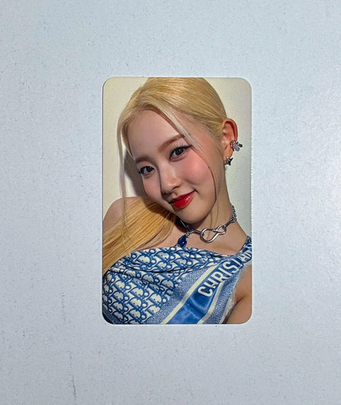 OFFICIAL PHOTOCARD STAYC Mini Album Vol. 2 - YOUNG-LUV.COM - Pig Rabbit Shop Kpop store Spain