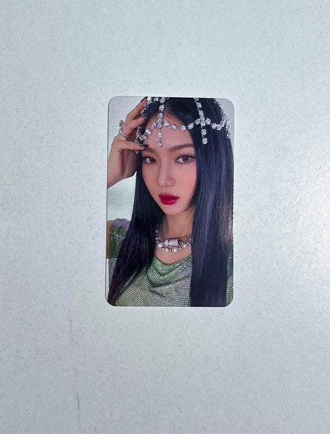 OFFICIAL PHOTOCARD STAYC Mini Album Vol. 2 - YOUNG-LUV.COM - Pig Rabbit Shop Kpop store Spain