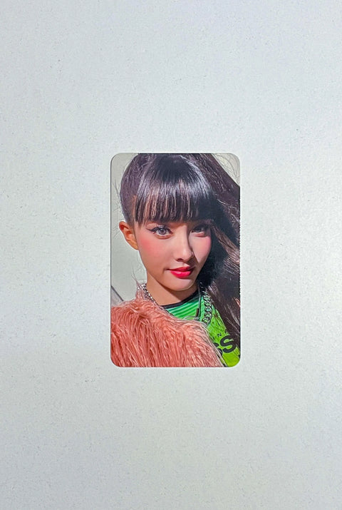 OFFICIAL PHOTOCARD STAYC Mini Album Vol. 2 - YOUNG-LUV.COM - Pig Rabbit Shop Kpop store Spain