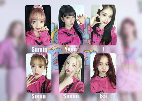 OFFICIAL PHOTOCARD STAYC – Teddy Bear ( VER.B) - Pig Rabbit Shop Kpop store Spain