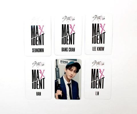 OFFICIAL PHOTOCARD Stray Kids Mini Album – MAXIDENT [POB MUSIC KOREA] - Pig Rabbit Shop Kpop store Spain