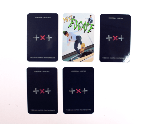 OFFICIAL PHOTOCARD TXT album – The chaos chapter : fight or escape [POB APPLEMUSIC] - Pig Rabbit Shop Kpop store Spain