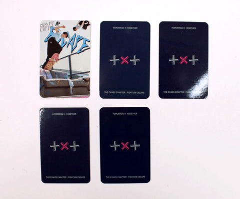 OFFICIAL PHOTOCARD TXT album – The chaos chapter : fight or escape [POB APPLEMUSIC] - Pig Rabbit Shop Kpop store Spain