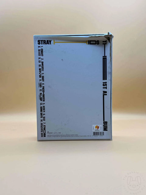 Stray Kids Album Vol.1 – GO生 Standard [ B ] DAÑADO - Pig Rabbit Shop Kpop store Spain