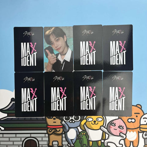 Stray Kids Mini Album – MAXIDENT Preorder photocard - Pig Rabbit Shop Kpop store Spain